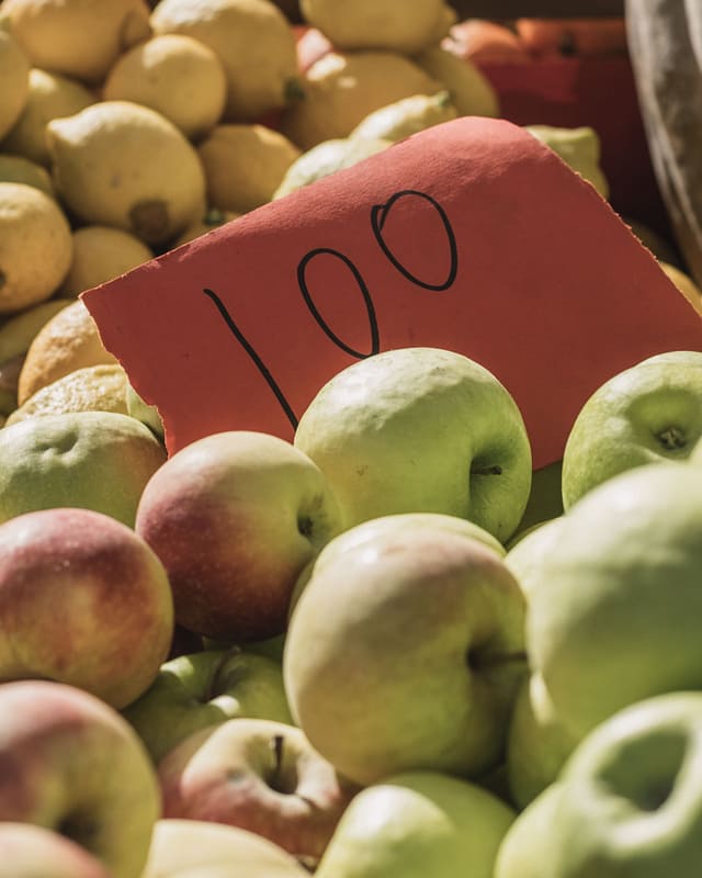 apples 1 euro per kilo